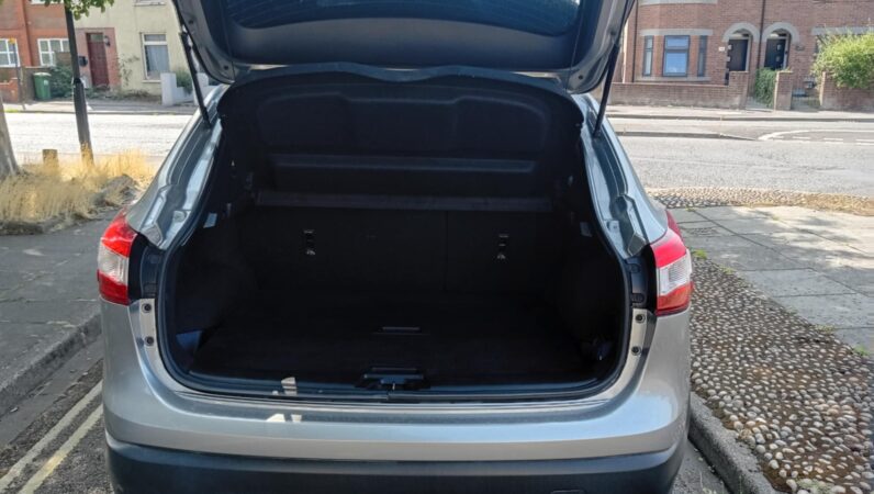 Nissan Qashqai DCI N-TEC PLUS 5-Door