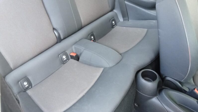 Mini Hatch One