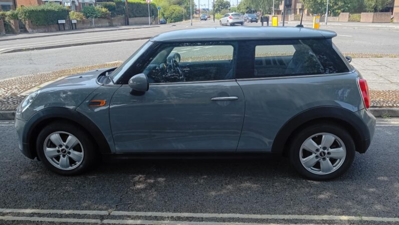 Mini Hatch One