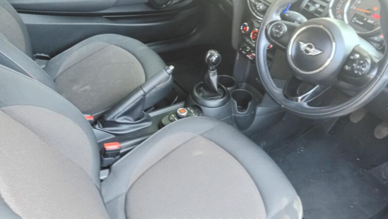 Mini Hatch One