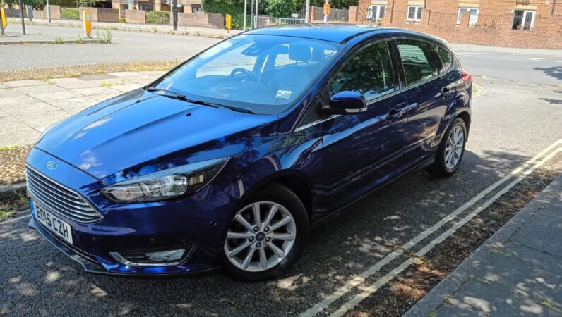 FORD FOCUS TITANIUM TDCI 5-Door