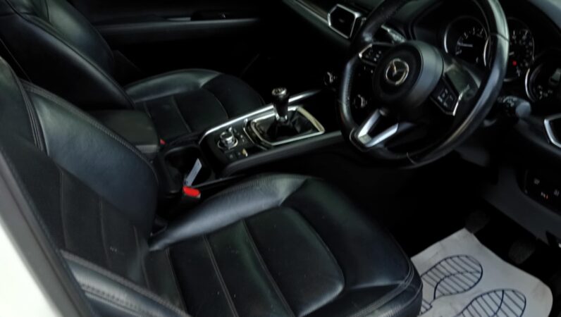 Mazda CX-5 SPORT NAV 5-Door
