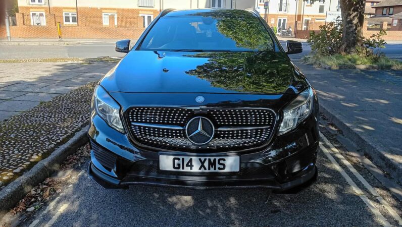 MERCEDES-BENZ GLA 220 D 4MATIC AMG LINE