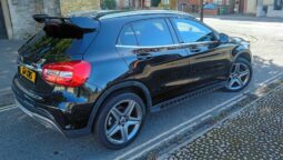 MERCEDES-BENZ GLA 220 D 4MATIC AMG LINE