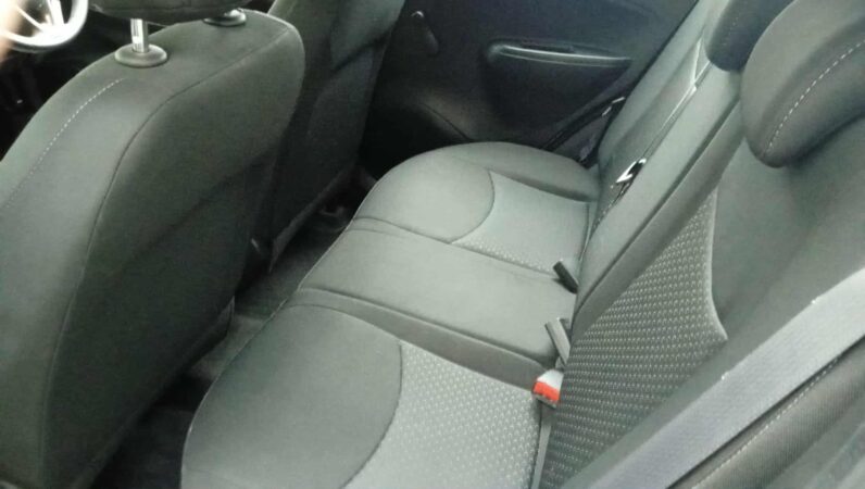 VAUXHALL VIVA 1.0i SE