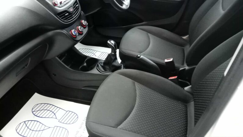 VAUXHALL VIVA 1.0i SE