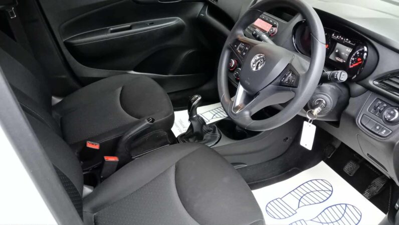 VAUXHALL VIVA 1.0i SE
